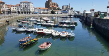 Vista desde el puerto de Castro Urdiales, Cantabria - Fuente: Ekaterinvor para Pixabay